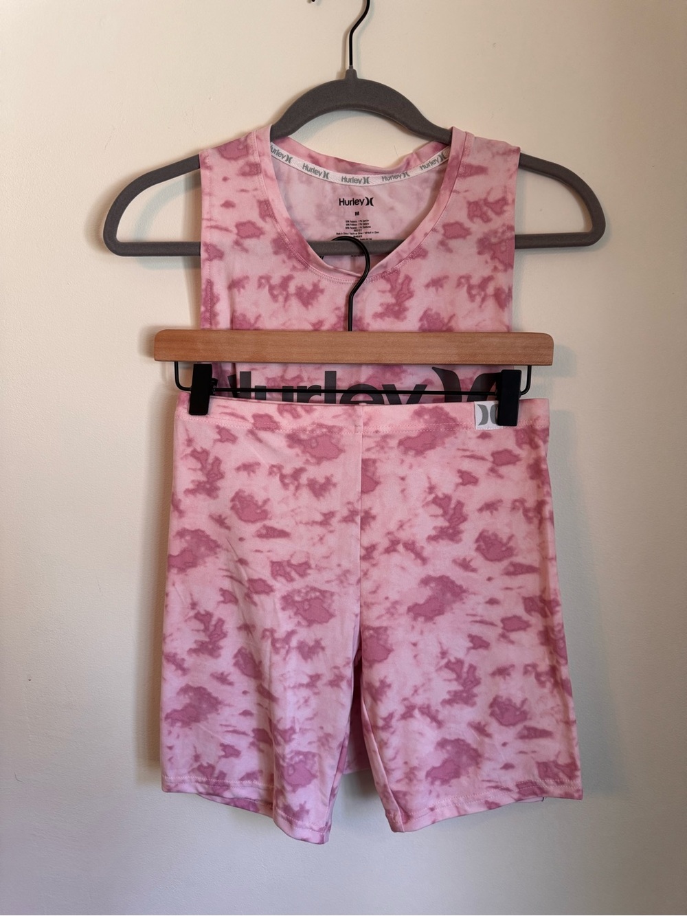 Hurley Pink Tie-Dye Tank Top & Bike Shorts Set - Size M